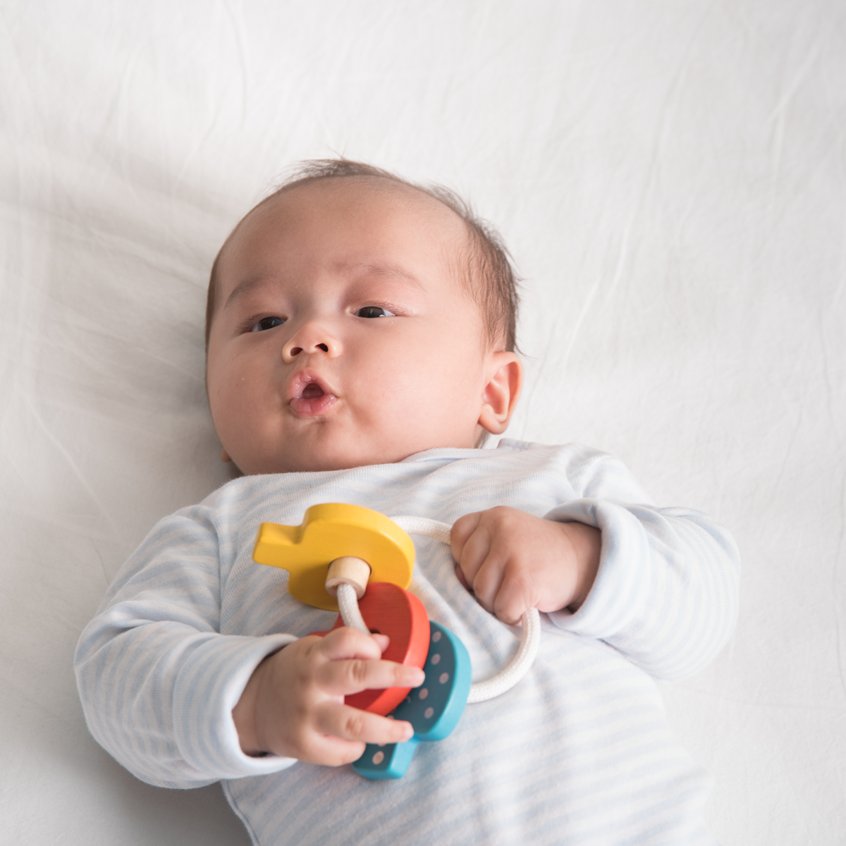 Jucarie zornaitoare - Inel cu chei colorate - Plan Toys