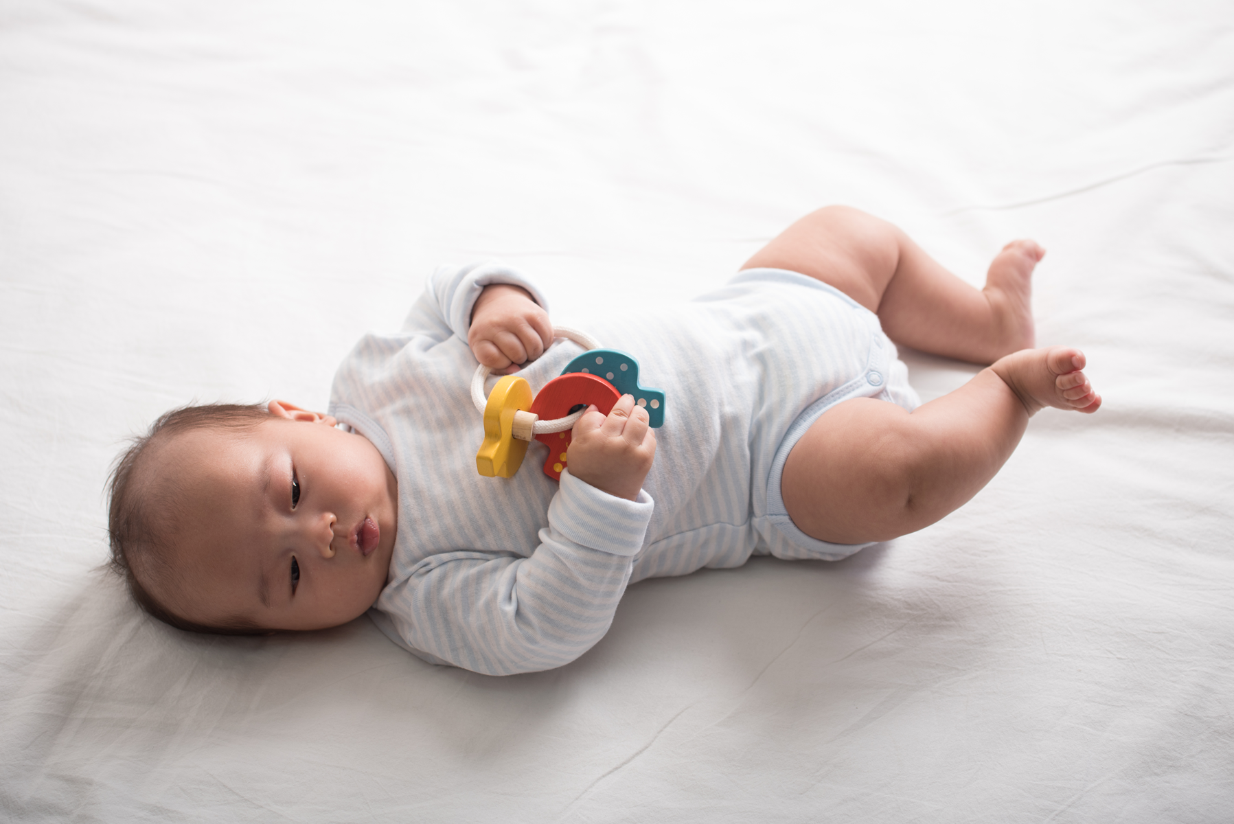 Jucarie zornaitoare - Inel cu chei colorate - Plan Toys