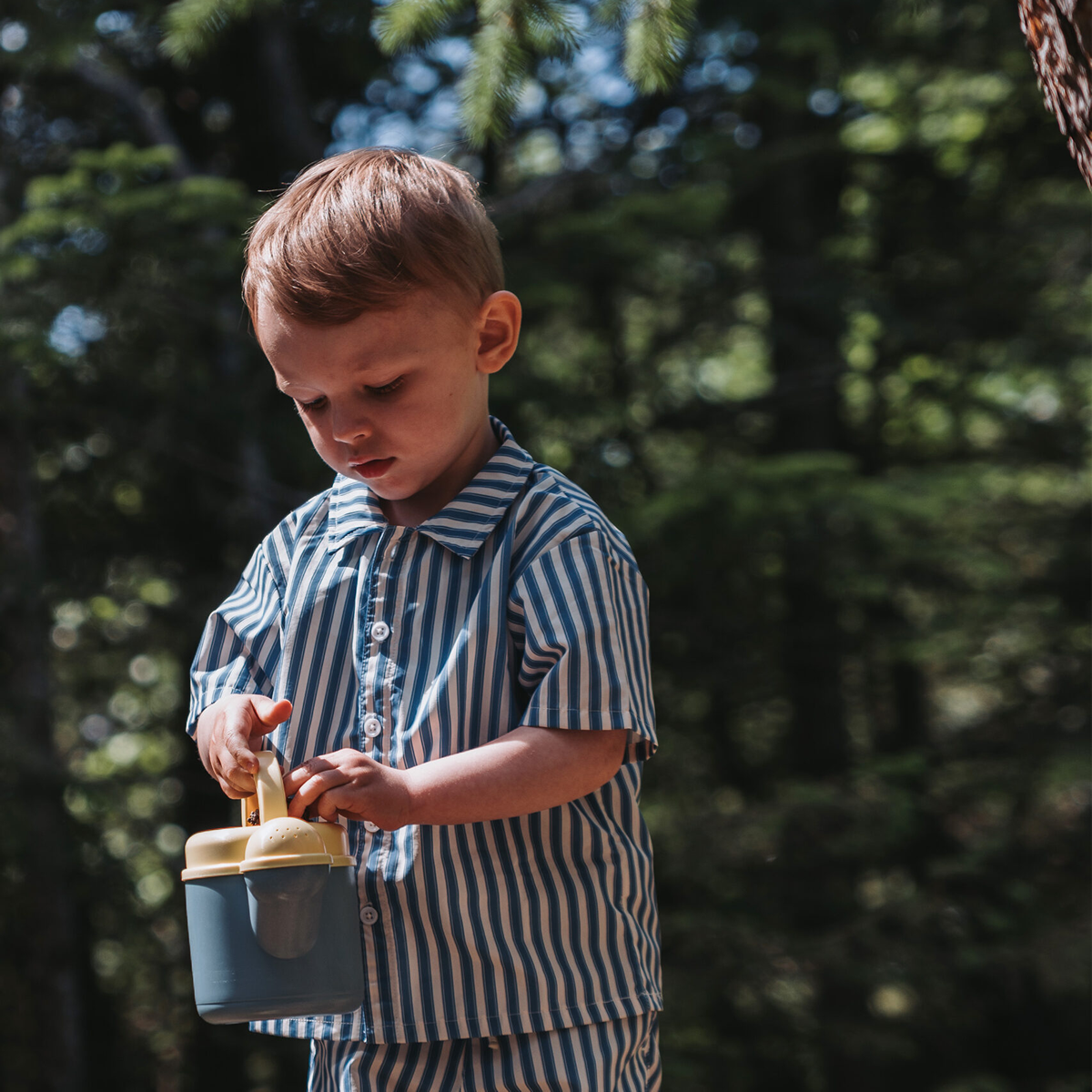 Set Blue cu 4 jucarii de plaja, forma mare de nisip - BIOplastic - Dantoy