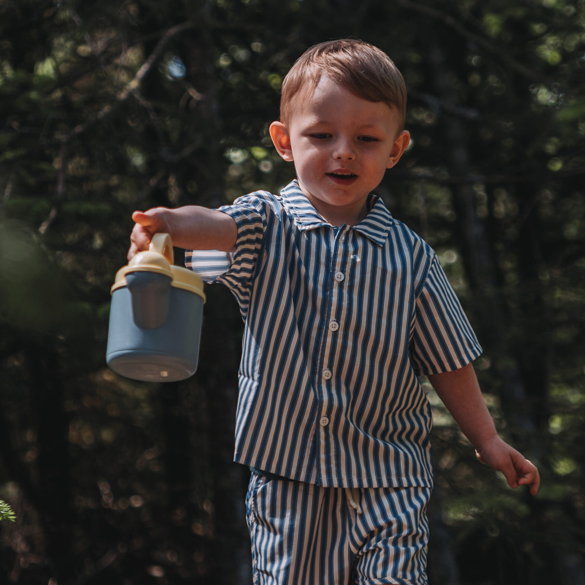 Set Blue cu 4 jucarii de plaja, forma mare de nisip - BIOplastic - Dantoy