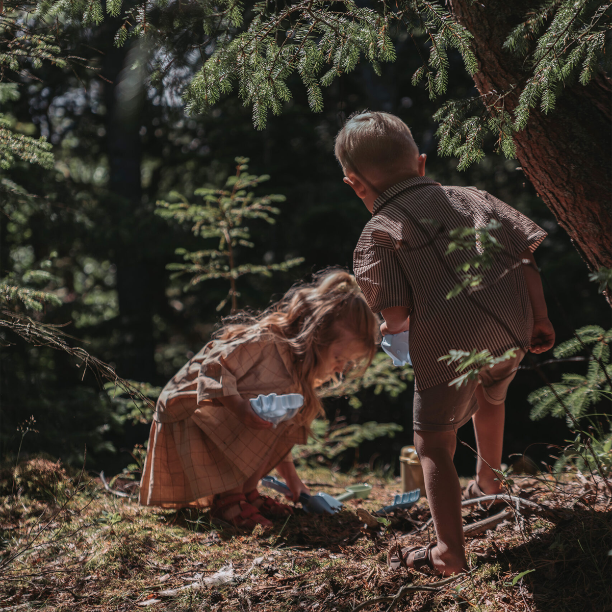 Set Blue cu 4 jucarii de plaja, forma mare de nisip - BIOplastic - Dantoy