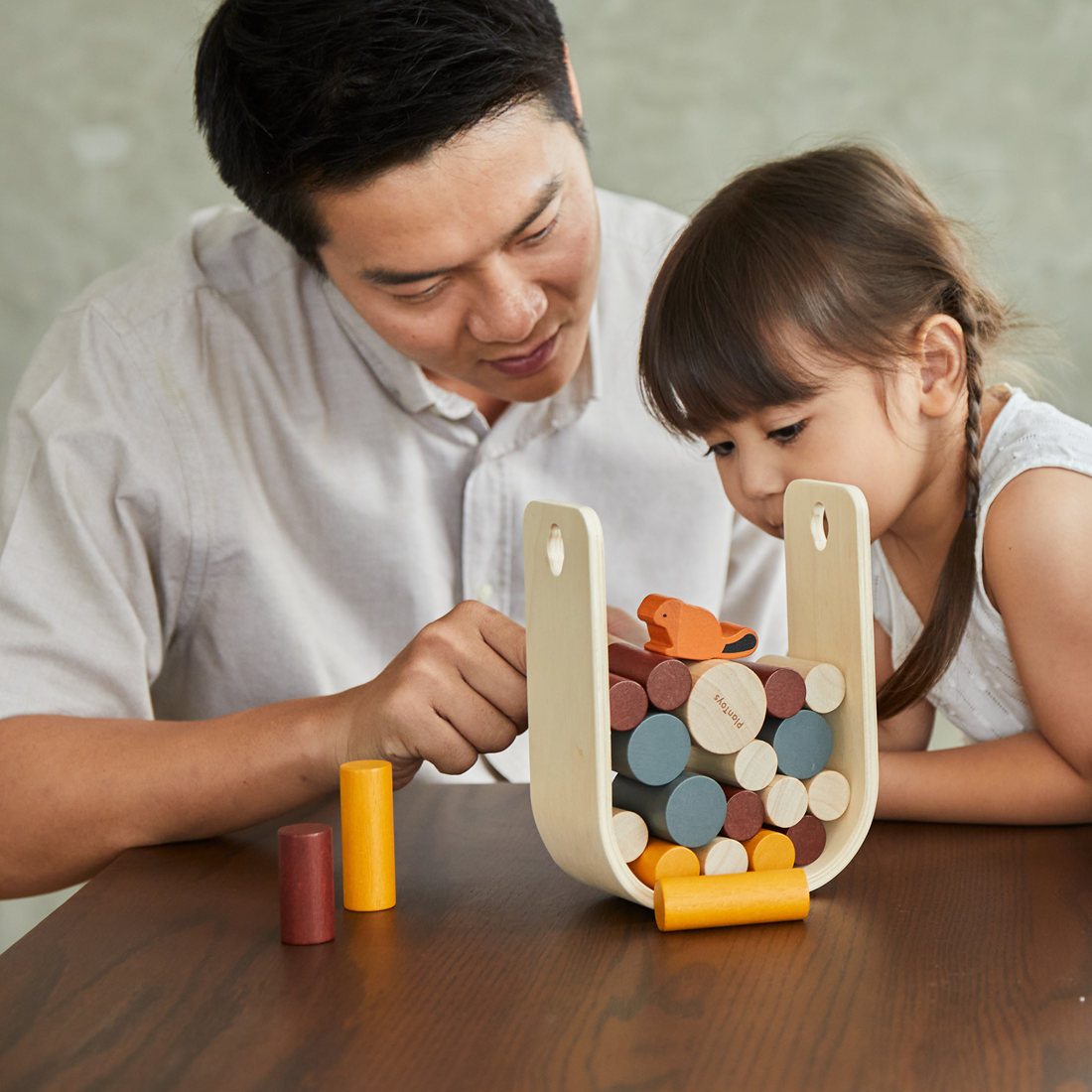 Joc logic de strategie - Salveaza castorul - Plan Toys