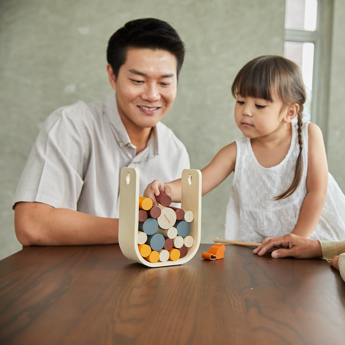 Joc logic de strategie - Salveaza castorul - Plan Toys