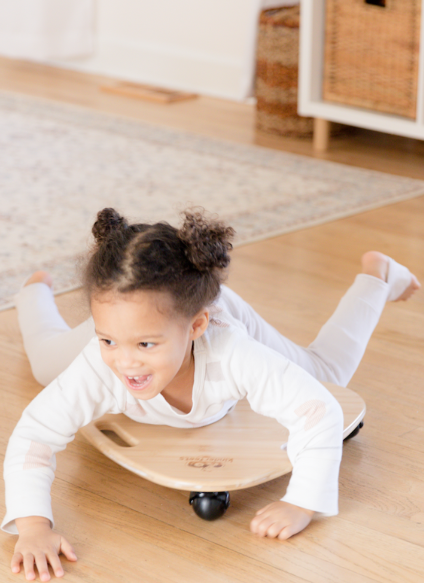 Triunghi de alunecare si echilibru - Tummy Glider - Kinderfeets