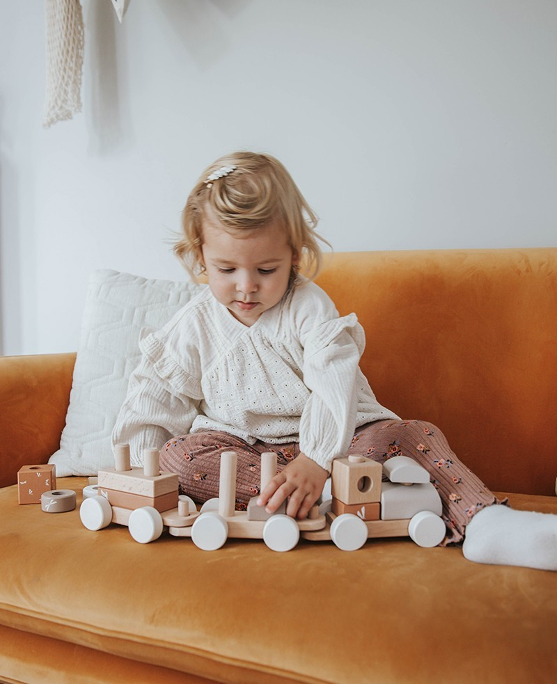 Trenulet cu forme stivuibile - Nougat - Label Label