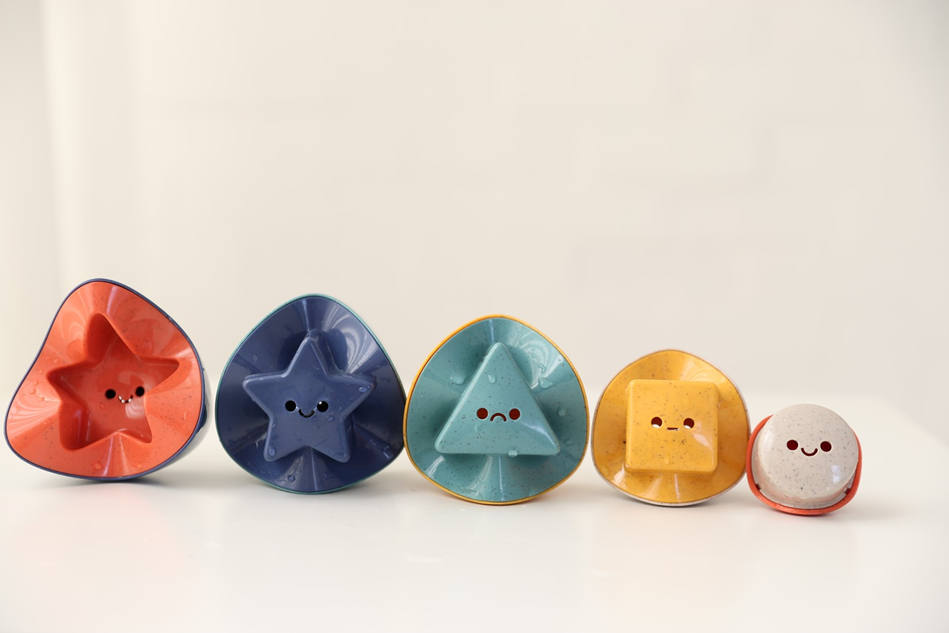 Set de potrivire & stivuire - Egg Tower - Tolo Bio