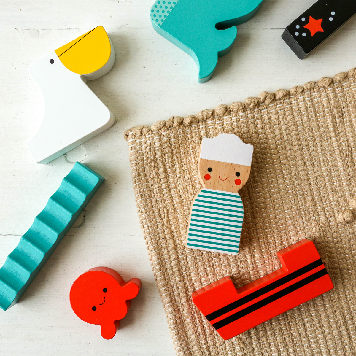 Mini puzzle din lemn + set de joaca - At Sea - Petit Collage