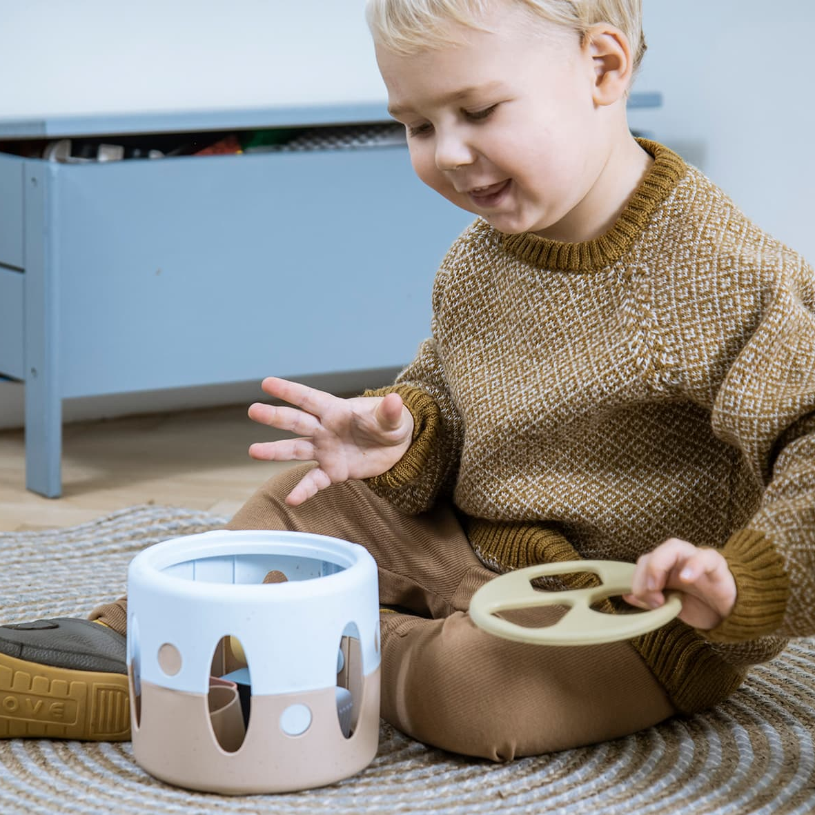 Sortator de forme - jucarie din BIOplastic - Dantoy