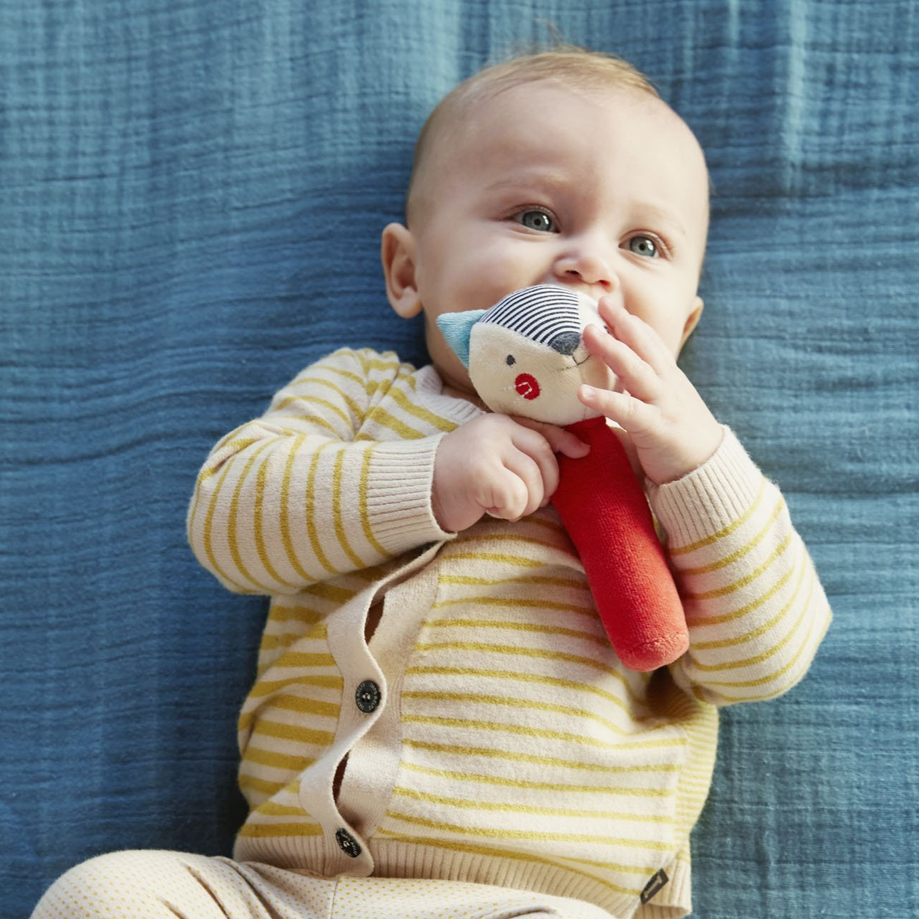 Jucarie chitaitoare - Vulpita - Petit Collage