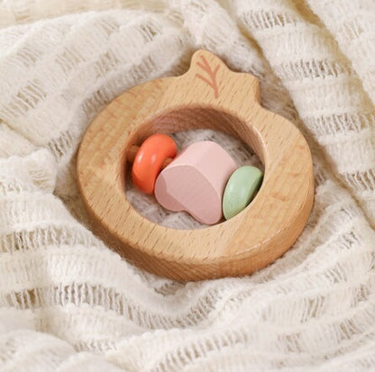 Set cadou bebe Forest Friend Classic World - zornăitoare rotundă lemn