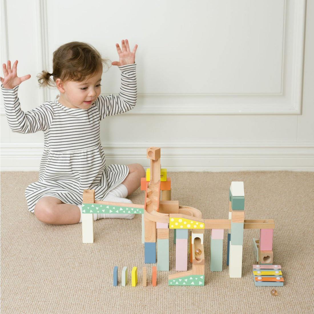 Set de construcție din lemn cu bile - Marble Blocks - Classic World