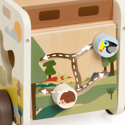 Camion Safari din lemn, Sortator &amp; Figurine animăluțe - Prairie Adventurer - Classic World