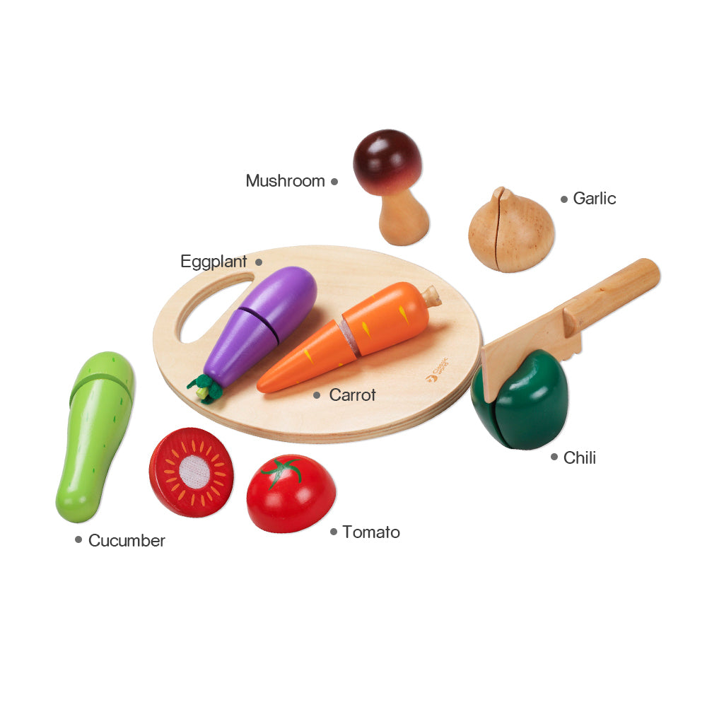 Detaliu placă de tocat rotundă cu legume tăiate - Cutting Vegetable Classic World