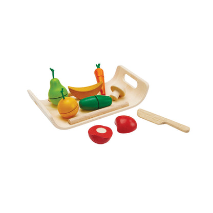 Set pentru Role Play - Fructe si legume asortate - Plan Toys