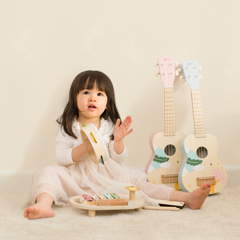 Ukulele, chitară din lemn pentru copii - Iris Pink - Classic World