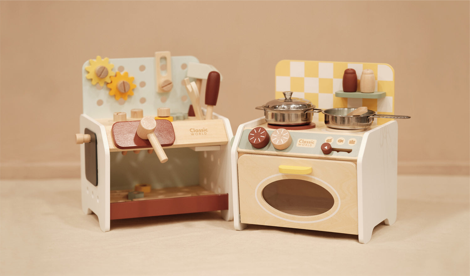Mini Kitchen Classic World alături de alt produs din gamă - vedere comparativă