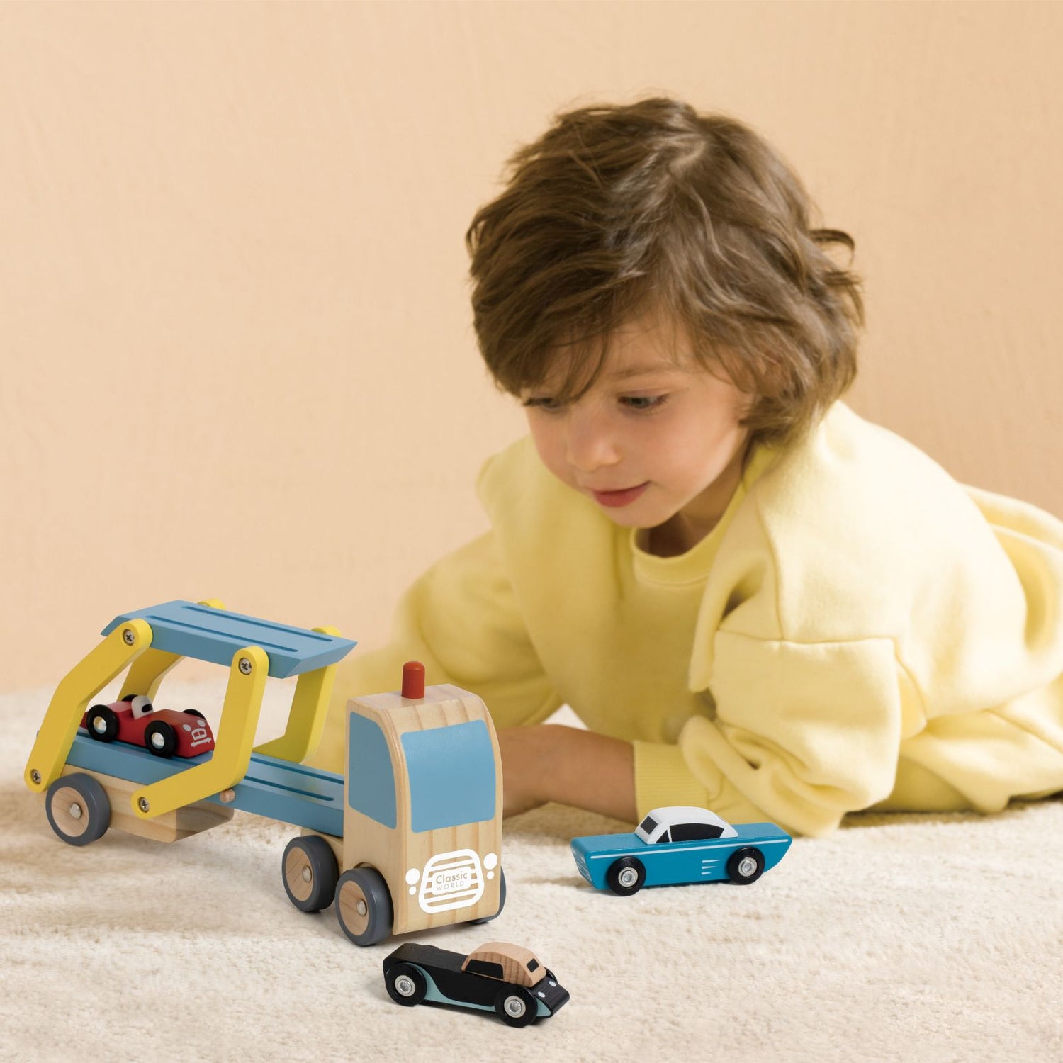 Set de joacă din lemn, Camion cu Platformă și Mașinuțe - Car Transporter Truck - Classic World