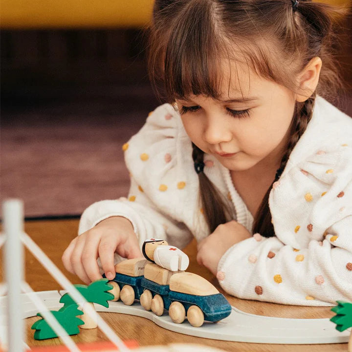 Trenulet cu vagoane magnetice - Hybrid - Plan Toys