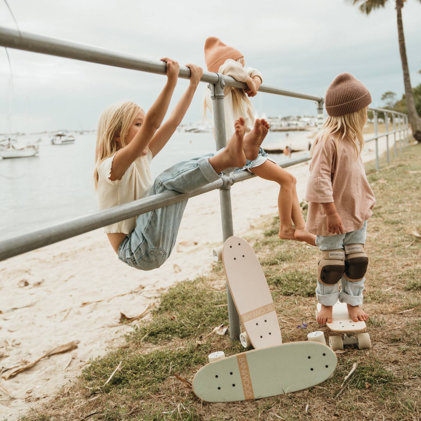 Skateboard din lemn, roți soft - Mint - BANWOOD
