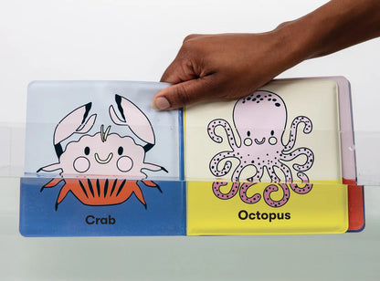 Carte pentru baie - Color The Ocean, Magic Color - Mudpuppy
