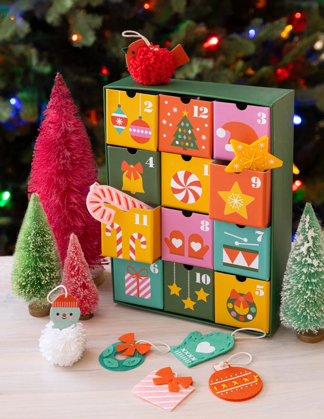 Activitati creative, Calendar Advent - 12 Crafts of Christmas - Petit Collage