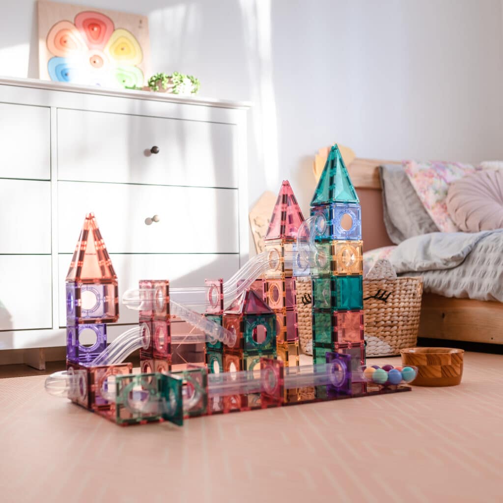 Set constructie magnetic, 106 piese – Pastel Ball Run Pack – Connetix