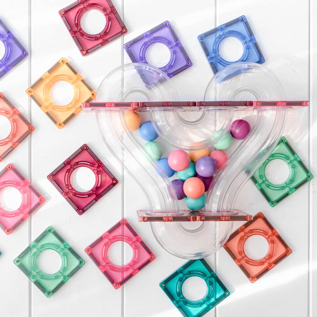 Set constructie magnetic, 106 piese – Pastel Ball Run Pack – Connetix