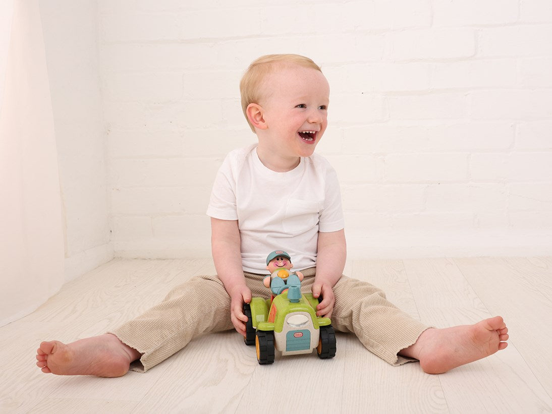 Set de joaca - Tractor &amp; Personaj interactiv, Boy - Tolo Bio